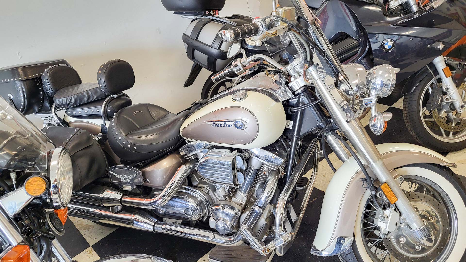  2002 Yamaha Road Star XV1600 Silverado